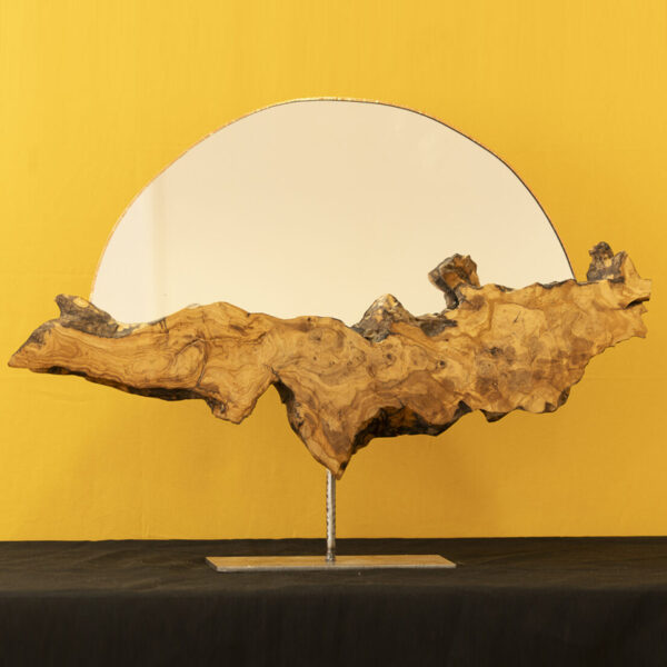 Miroir décoratif en loupe d’olivier avec miroir en arc sur mesure et base métal, création artisanale unique
